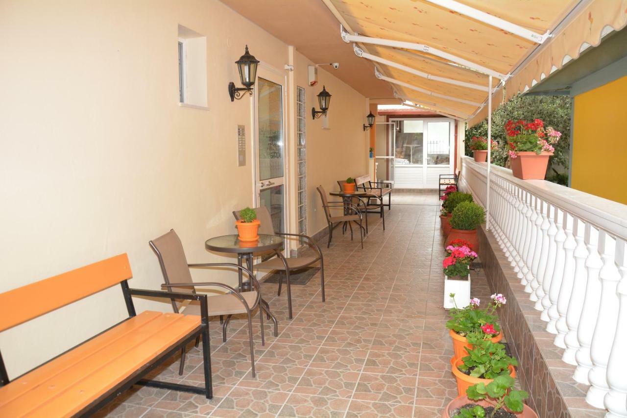 Villa Tasos Olympiakí Aktí Esterno foto